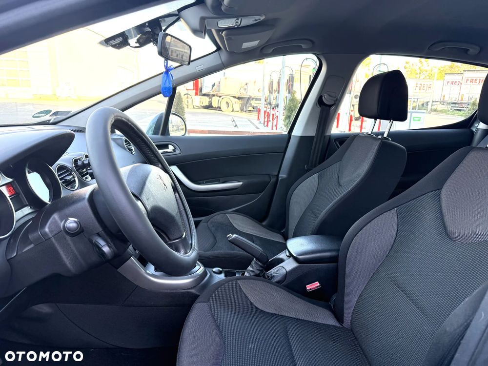 Peugeot 308 - 15