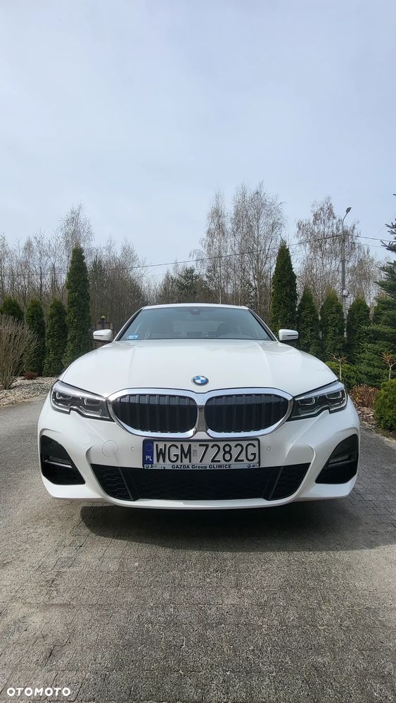 BMW Seria 3 330e M Sport sport - 2