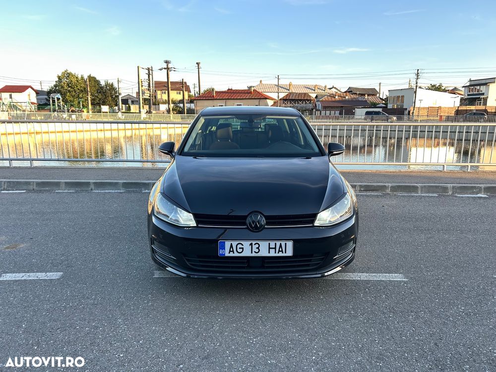 Volkswagen Golf - 3