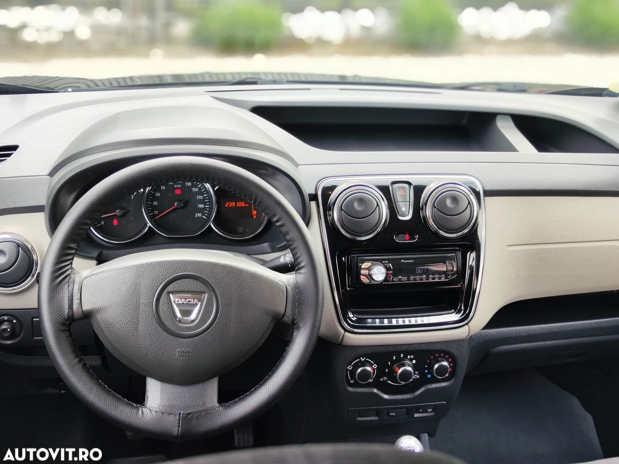 Dacia Dokker 1.5 dCi 90 CP Laureate - 10