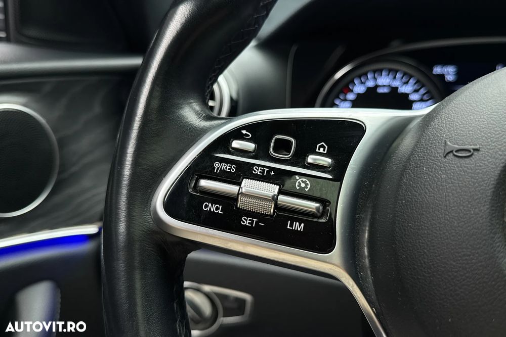 Mercedes-Benz E 200 4MATIC Aut. - 16