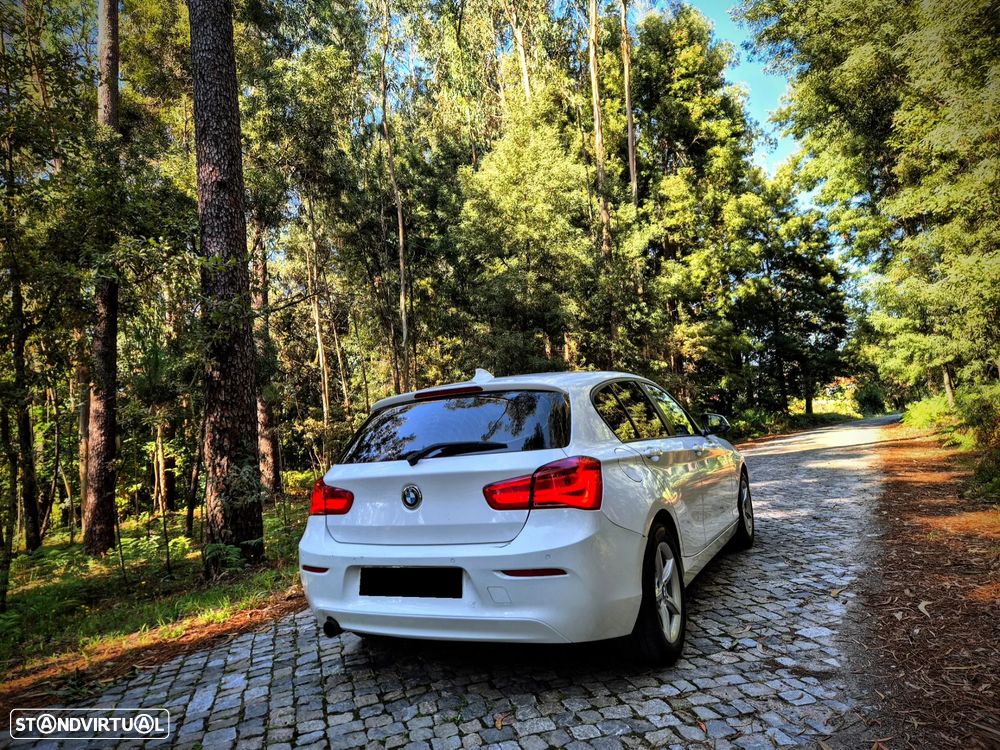 BMW 116 d Aut. Sport Line - 22