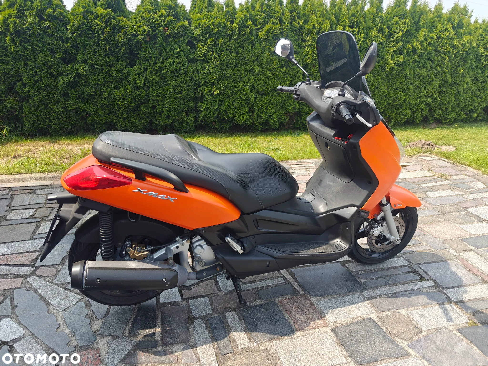 Yamaha X-max - 11