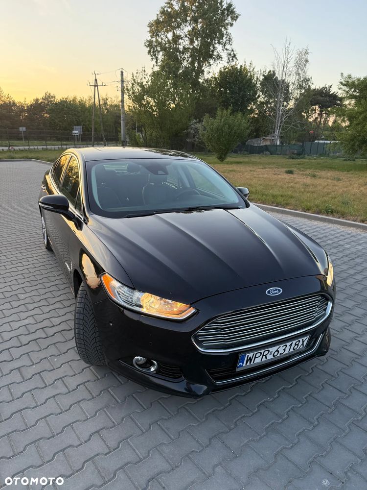 Ford Fusion - 4