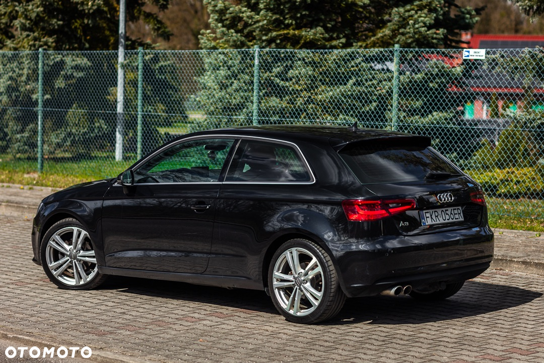 Audi A3 2.0 TDI S tronic sport - 12