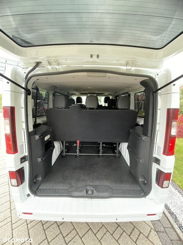 Opel Vivaro - 14