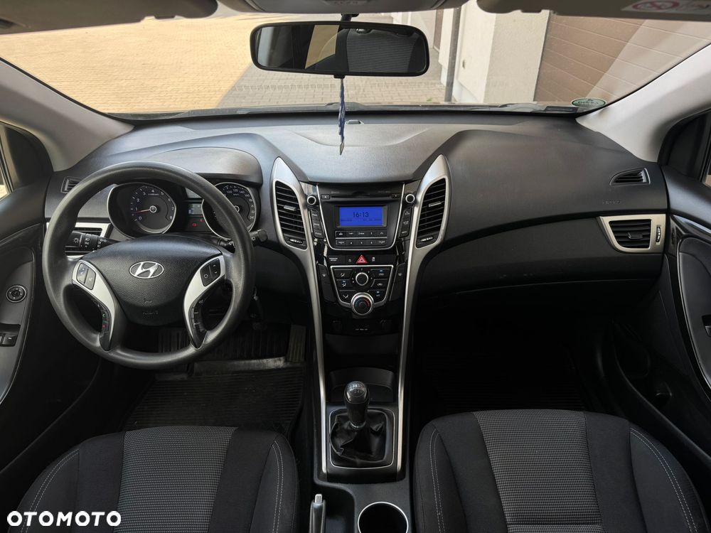 Hyundai i30 1.4 Premium - 11