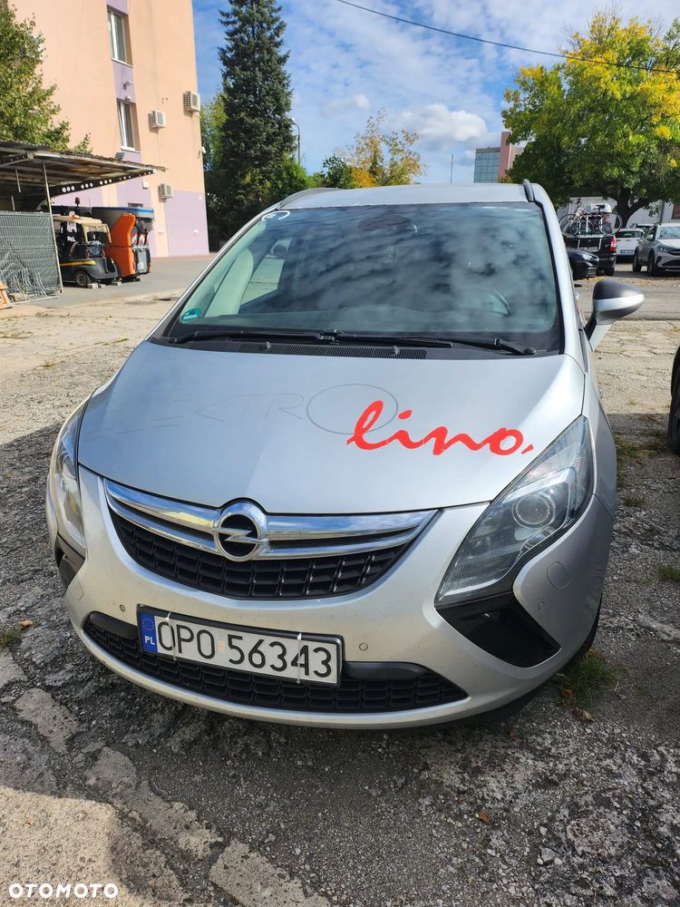 Opel Zafira - 10