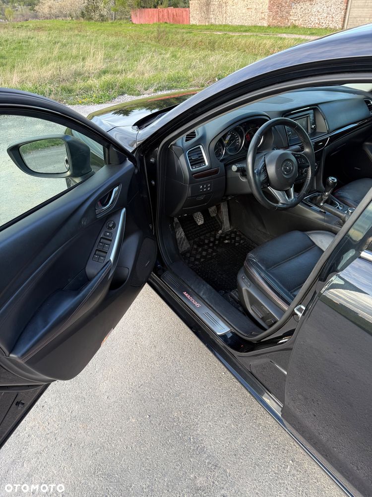 Mazda 6 - 8