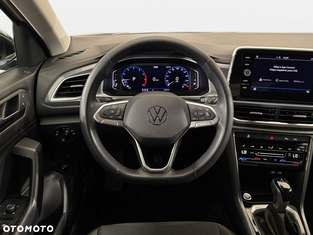 Volkswagen T-Roc - 18