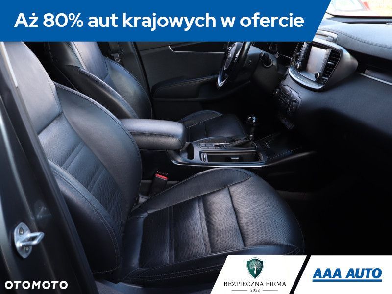 Kia Sorento - 11