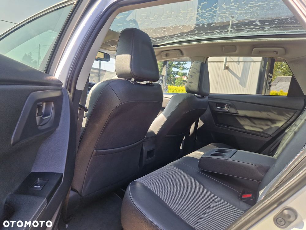 Toyota Auris 1.8 VVT-i Automatik Executive - 21