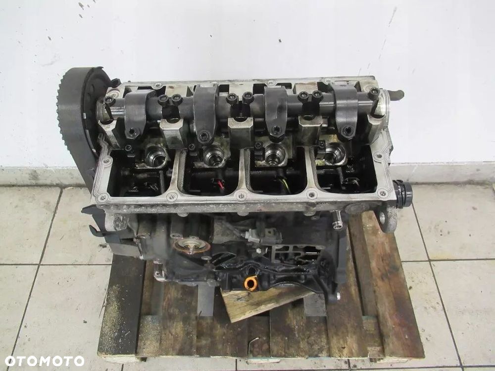 Silnik Volkswagen VW T5 1.9 tdi BRS BRR