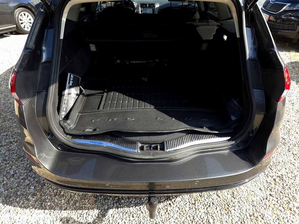 Ford Mondeo 2.0 EcoBlue Titanium - 38
