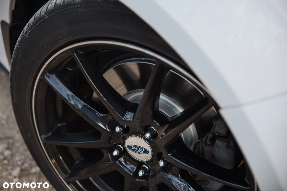 Ford Focus 2.0 TDCi Titanium - 15