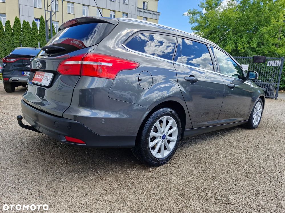 Ford Focus 1.5 TDCi DPF Start-Stopp-System Titanium - 6