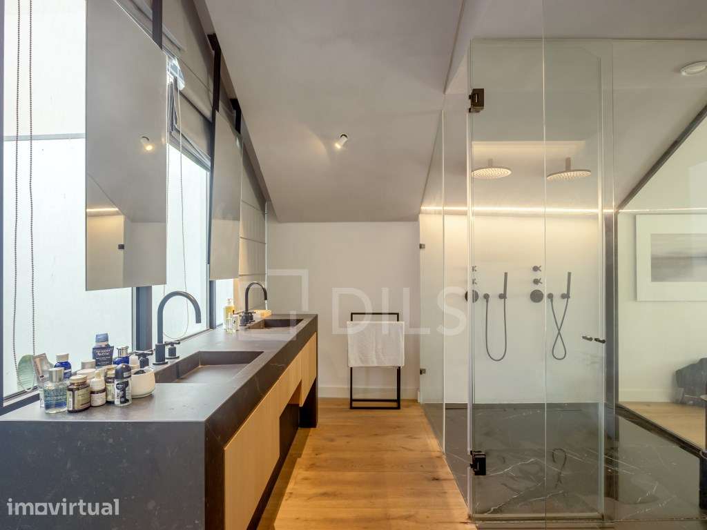 Loft T4 duplex com dois terraços, piscina e garagem em Belém - Grande imagem: 5/55