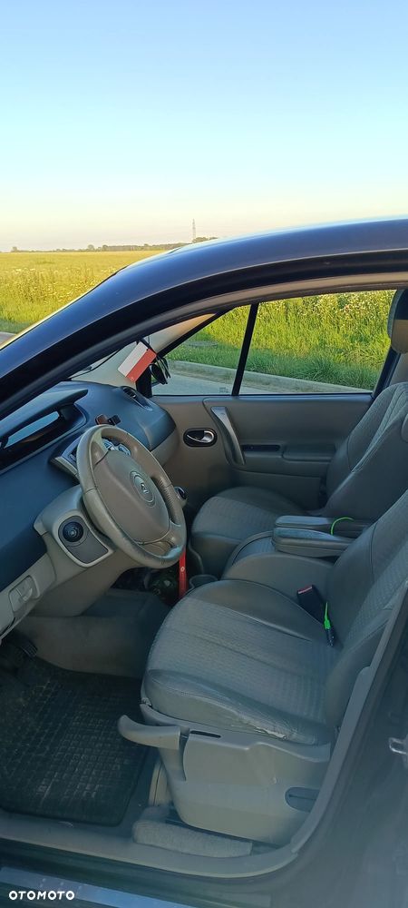 Renault Scenic 1.6 Exception - 8