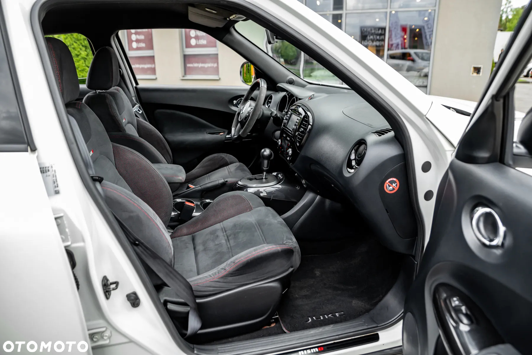 Nissan Juke 1.6 T Nismo 4x4 - 22