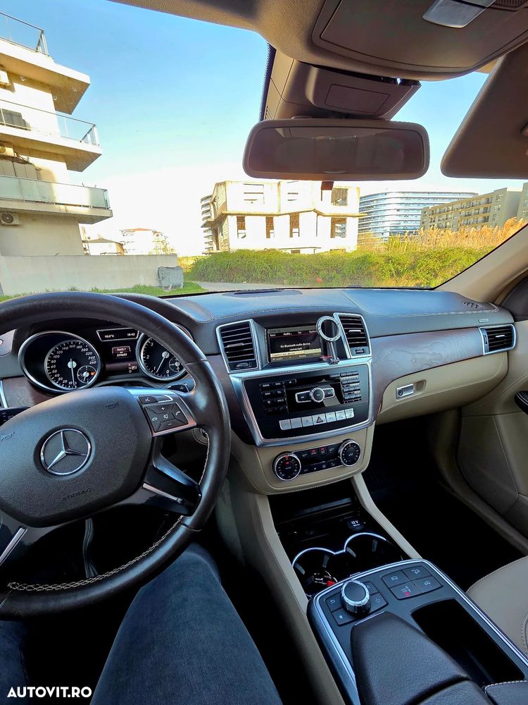 Mercedes-Benz ML - 16