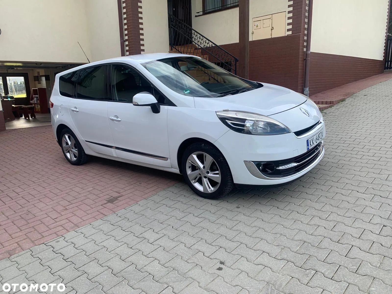 Renault Grand Scenic ENERGY TCe 115 Dynamique - 1