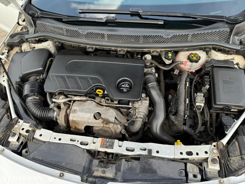 Opel Astra 1.6 D Start/Stop Innovation - 29
