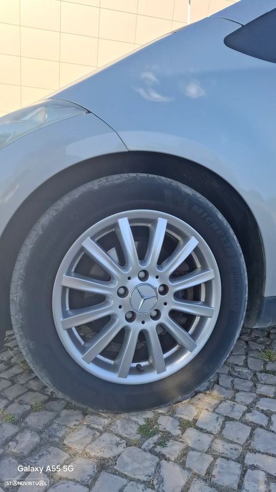 Mercedes-Benz A 180 - 6