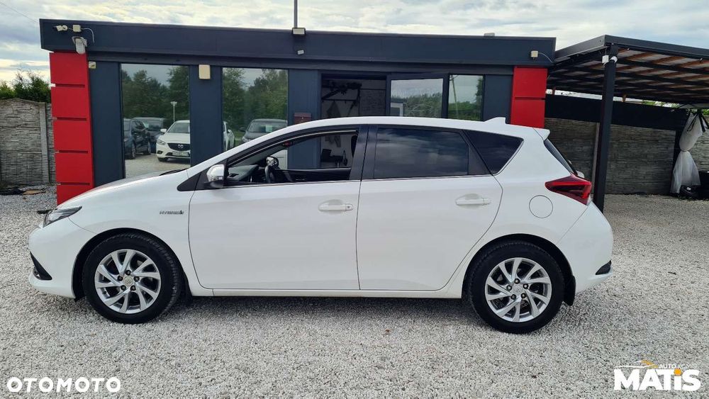Toyota Auris - 17