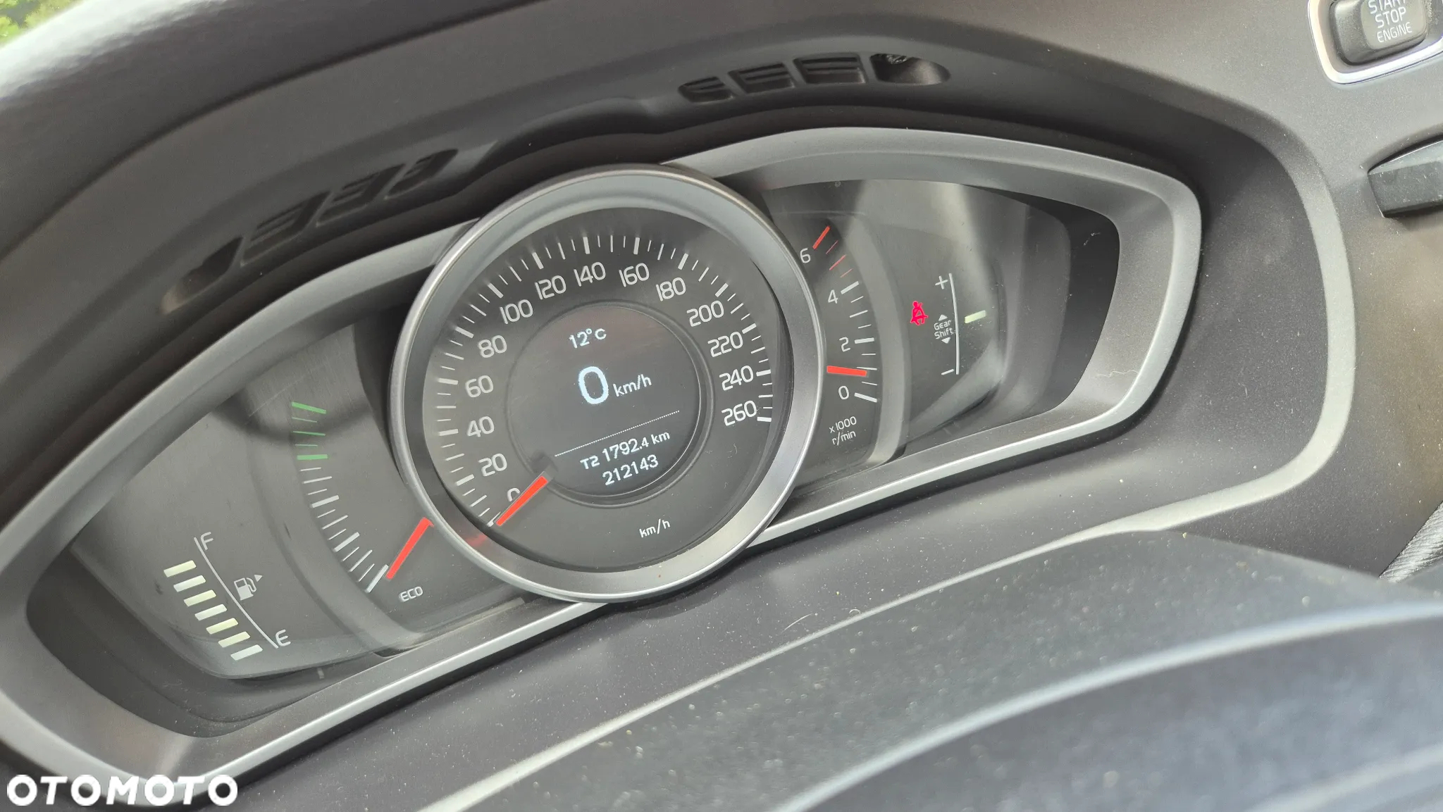 Volvo V40 D2 - 20