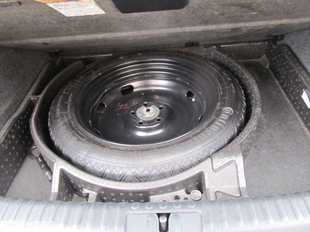 Volkswagen Tiguan 2.0 TDI 4Mot Perfectline R-Style - 31