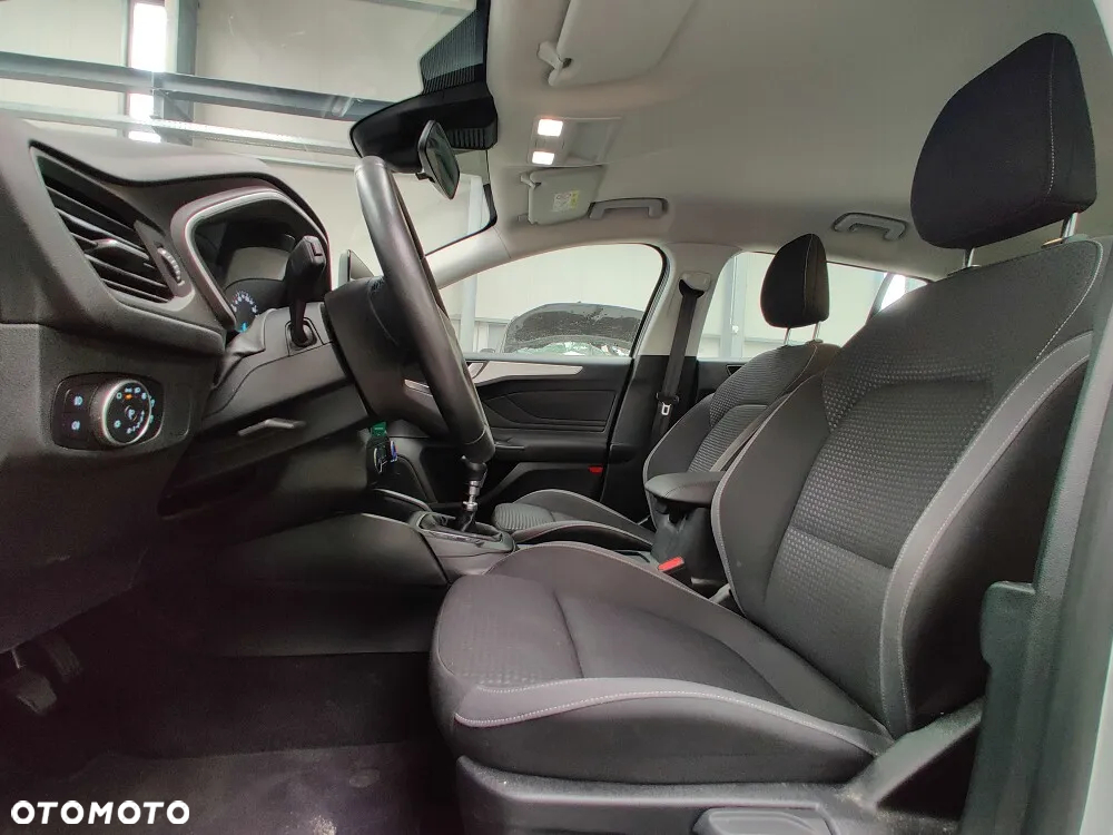Ford Focus 2.0 EcoBlue Active Business - 3