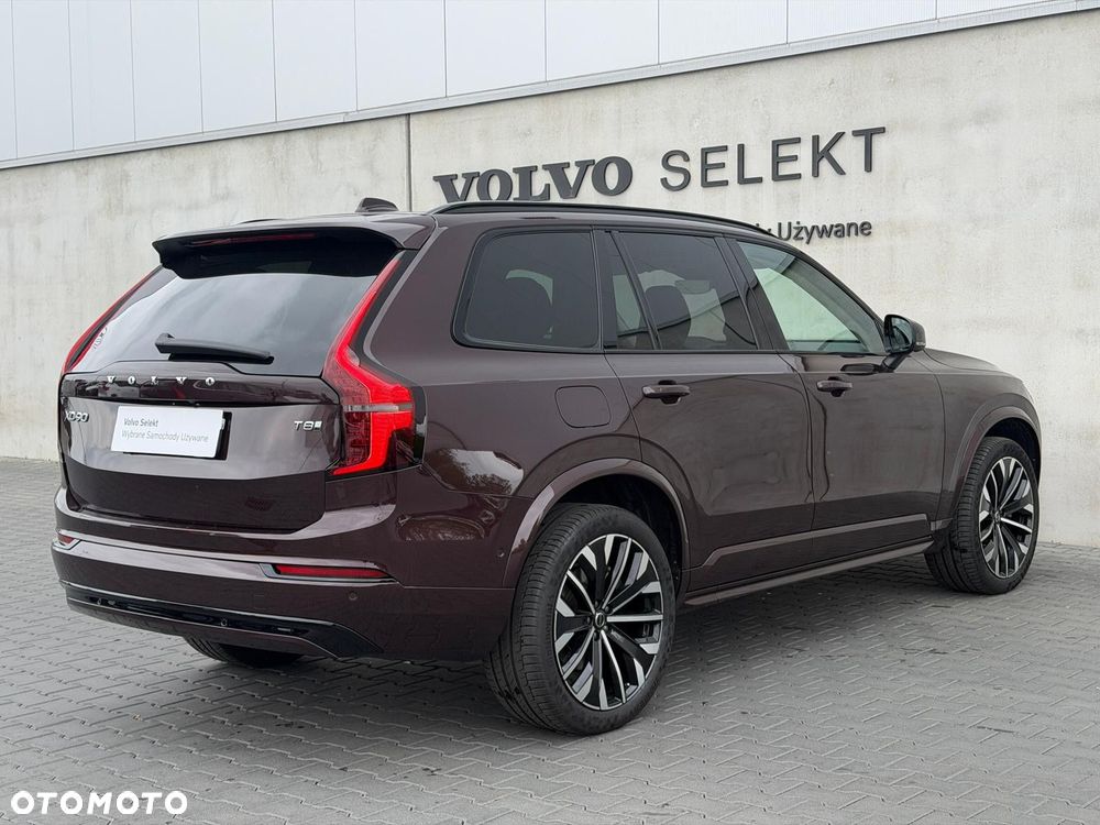 Volvo XC 90 - 9