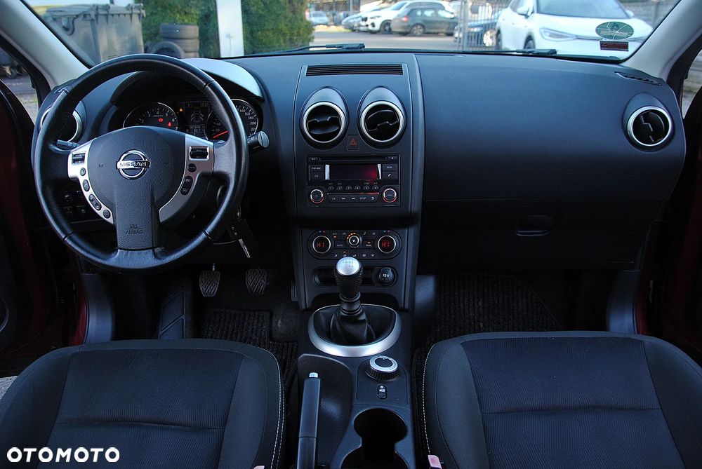 Nissan Qashqai 2.0 4 x 4 visia - 12