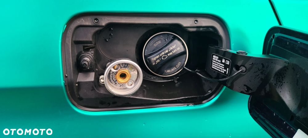 BMW Seria 3 320i Sport Line - 34