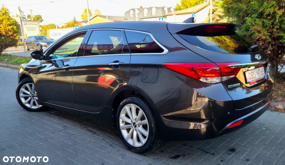 Hyundai i40 Kombi 1.7 CRDi DCT Premium - 8