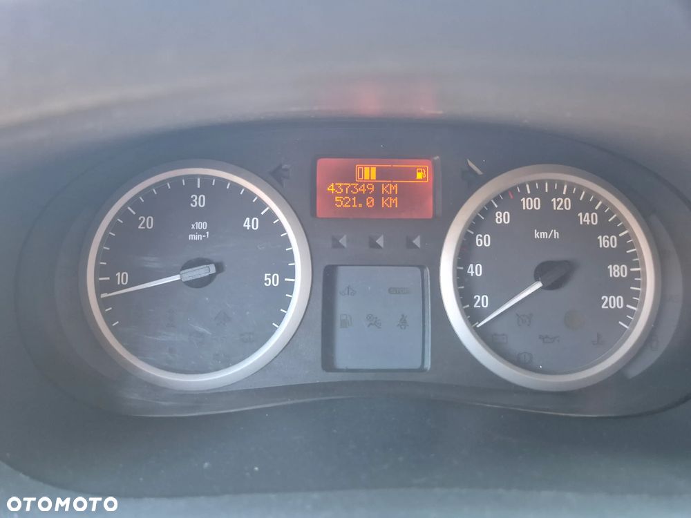 Opel VIVARO - 8