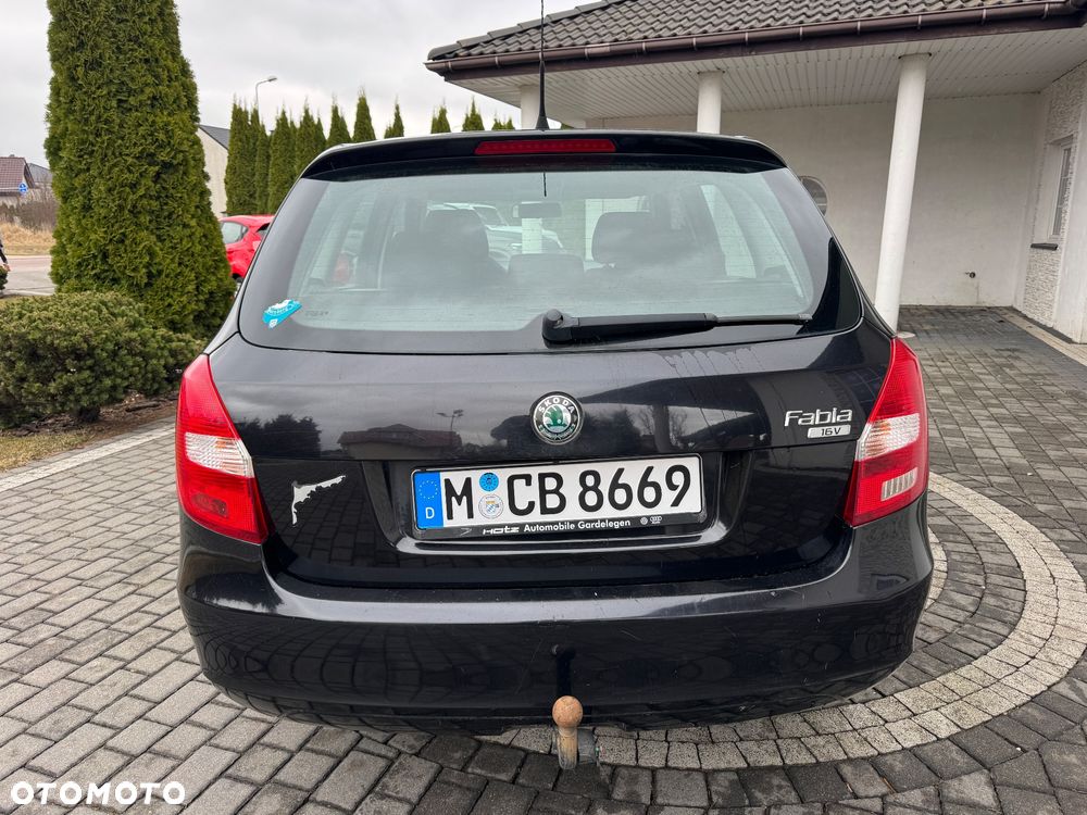 Skoda Fabia 1.4 16V STYLE Edition - 4