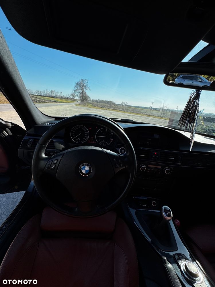 BMW Seria 3 318d - 13