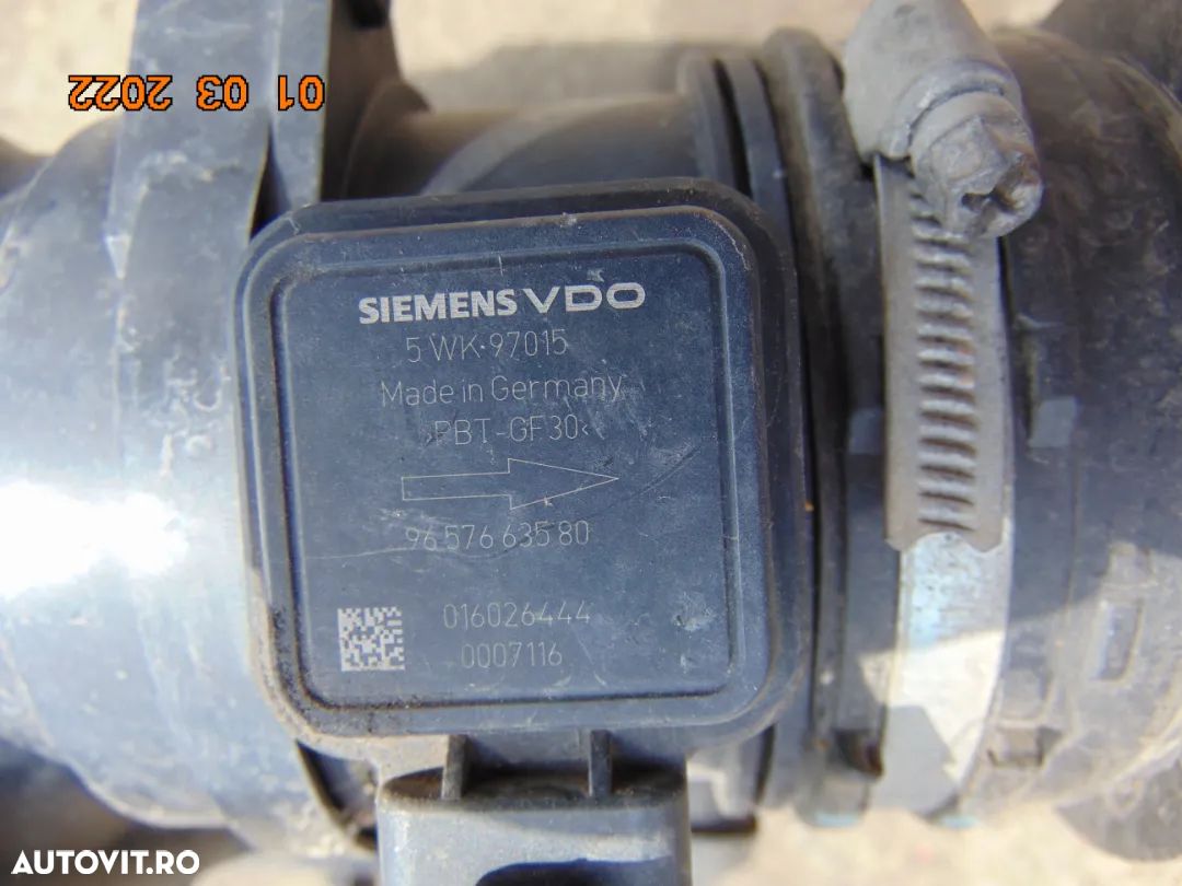 Debitmetru aer peugeot 2.2hdi 407 607 807 citroen c5 c62.2hdi 2.0 - 1