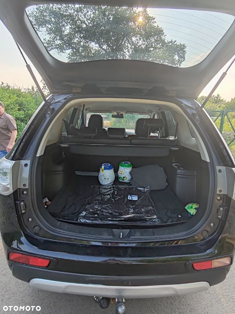 Mitsubishi Outlander 2.2 DI-D 4WD Instyle - 6