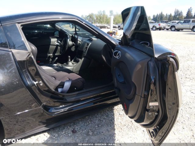 Nissan 370 Z 3.7 V6 Premium - 5