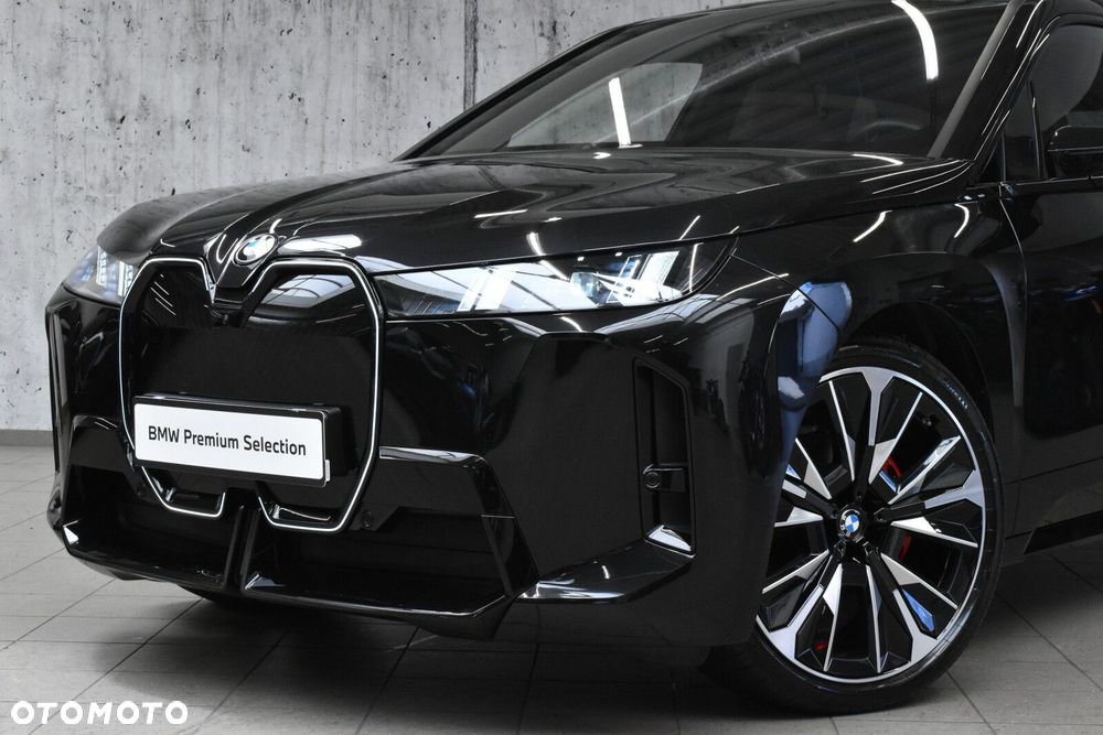 BMW iX - 30