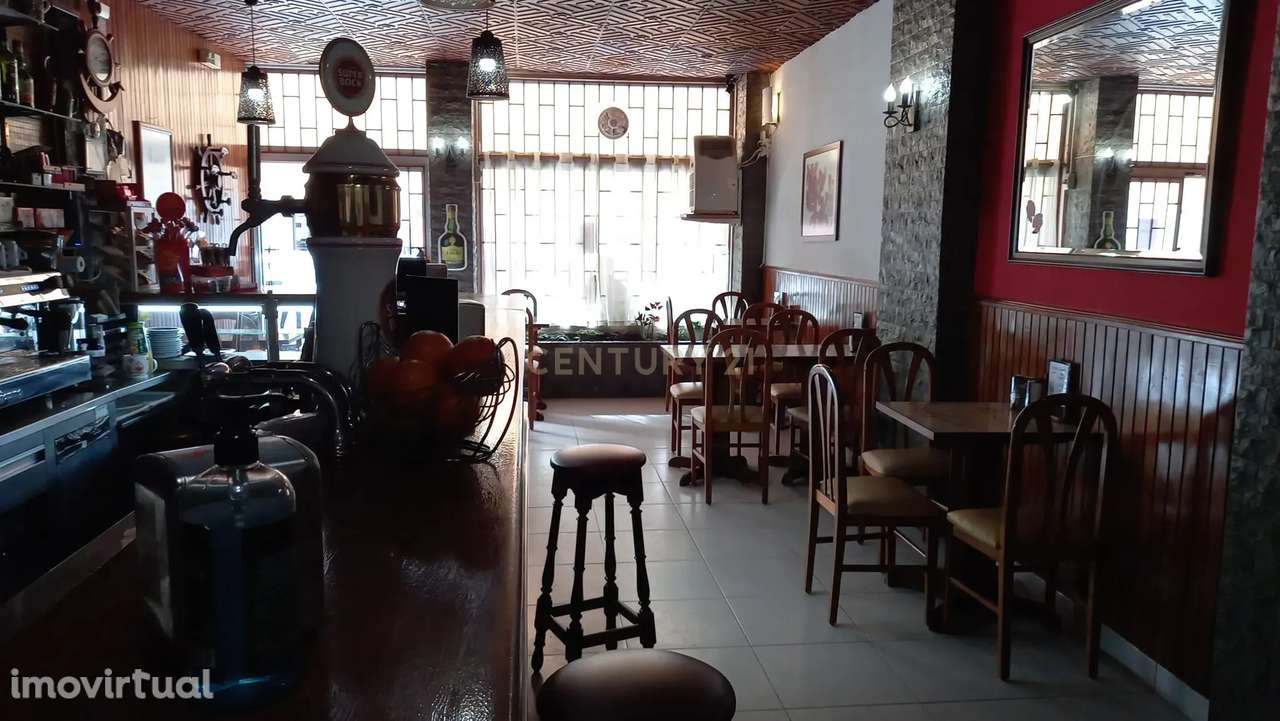 NOVA ENTRADA - PAÇO DE ARCOS, OEIRAS - VENDA DO IMÓVEL COM NEGÓCIO EM - Grande imagem: 4/17