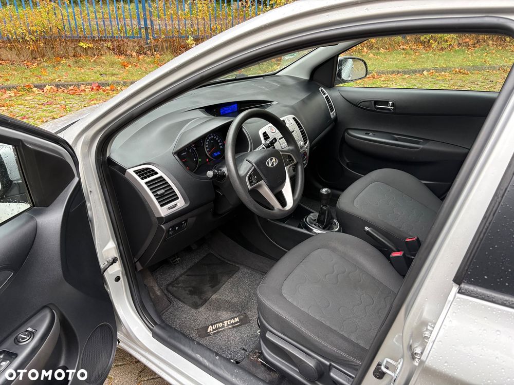 Hyundai i20 - 8