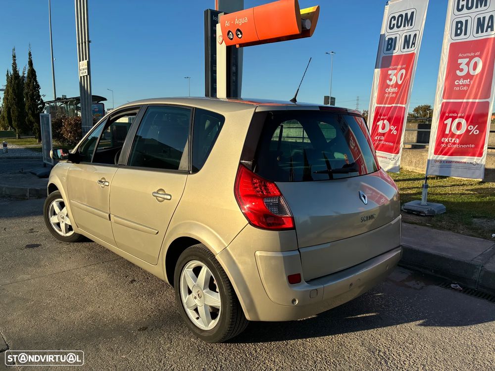 Renault Scénic 1.5 dCi SE Exclusive - 4