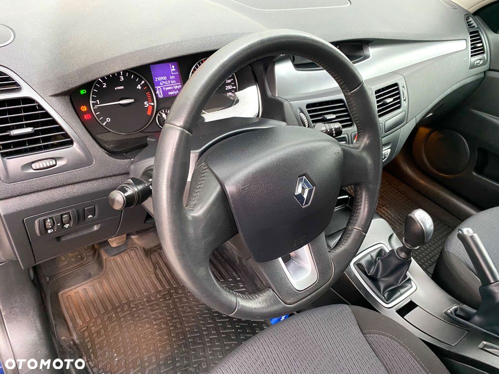 Renault Laguna - 12