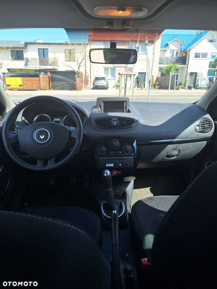 Renault Clio - 5