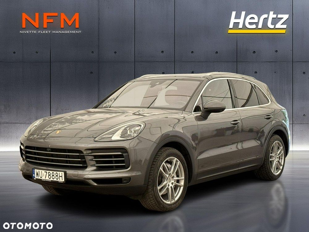 Porsche Cayenne - 1