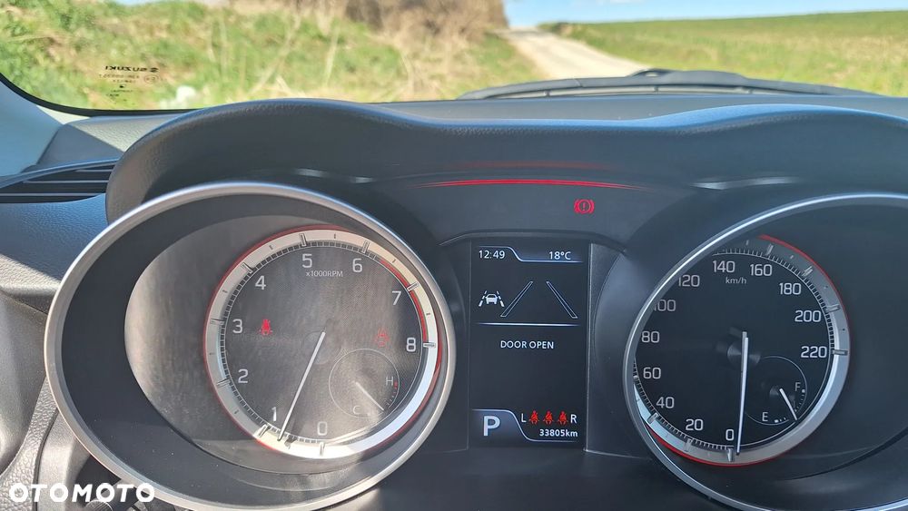 Suzuki Swift 1.2 Dualjet SHVS Premium Plus CVT - 6