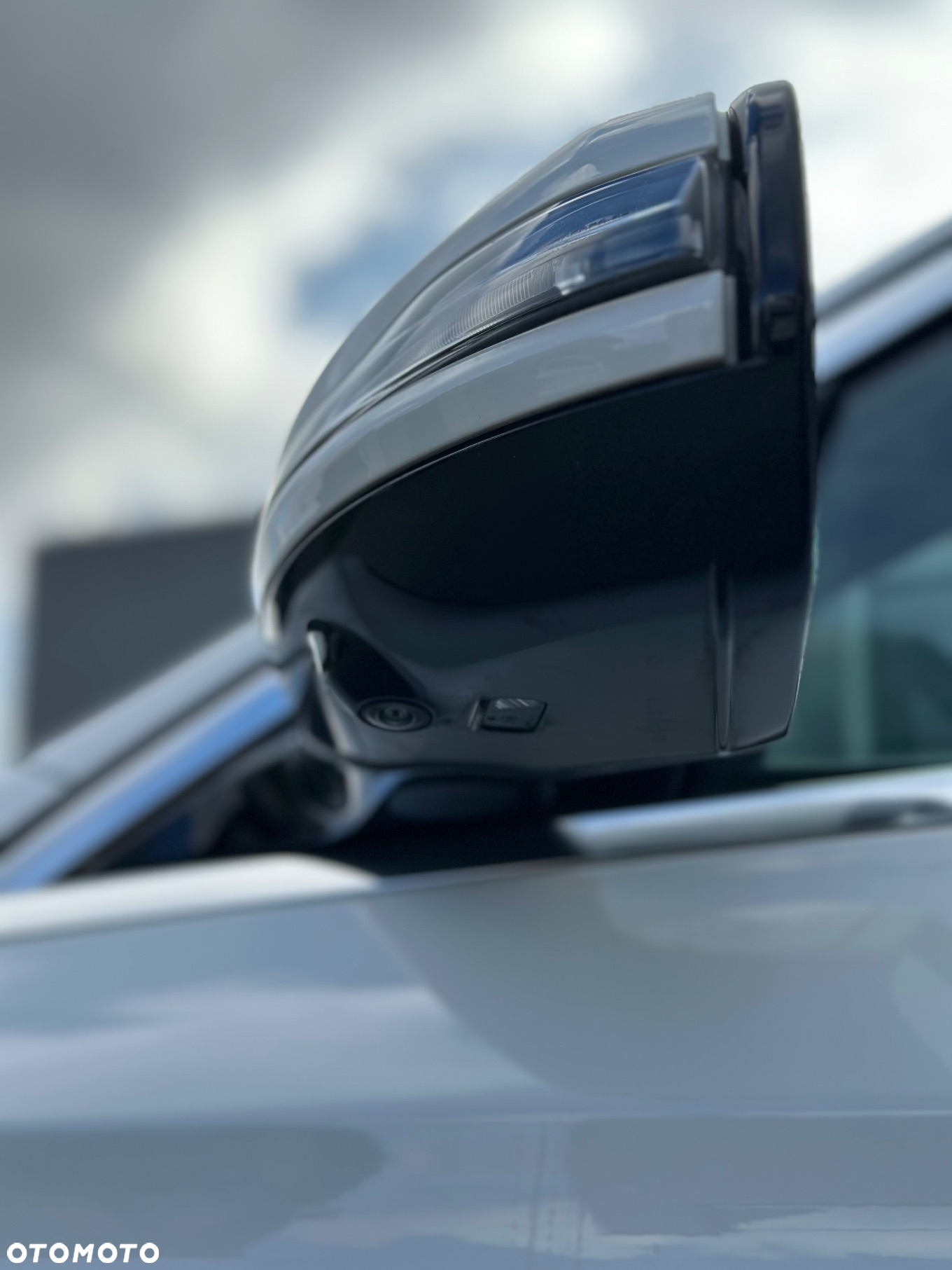 Mercedes-Benz Klasa E 300 d 4Matic T 9G-TRONIC AMG Line - 15